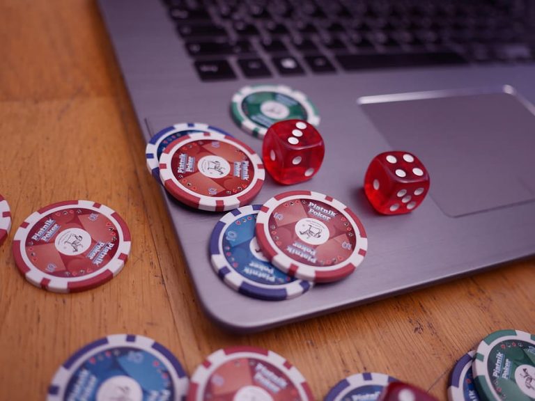 Pros and cons of online casinos